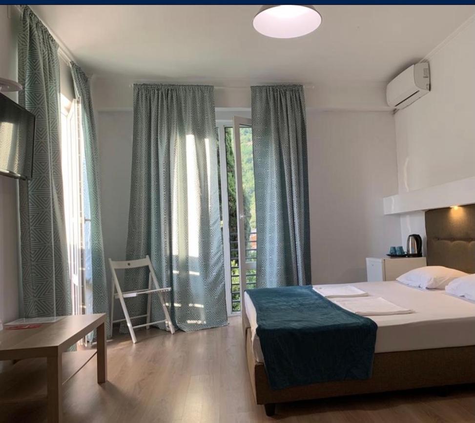 Мини-Отель New Gagra Extérieur photo