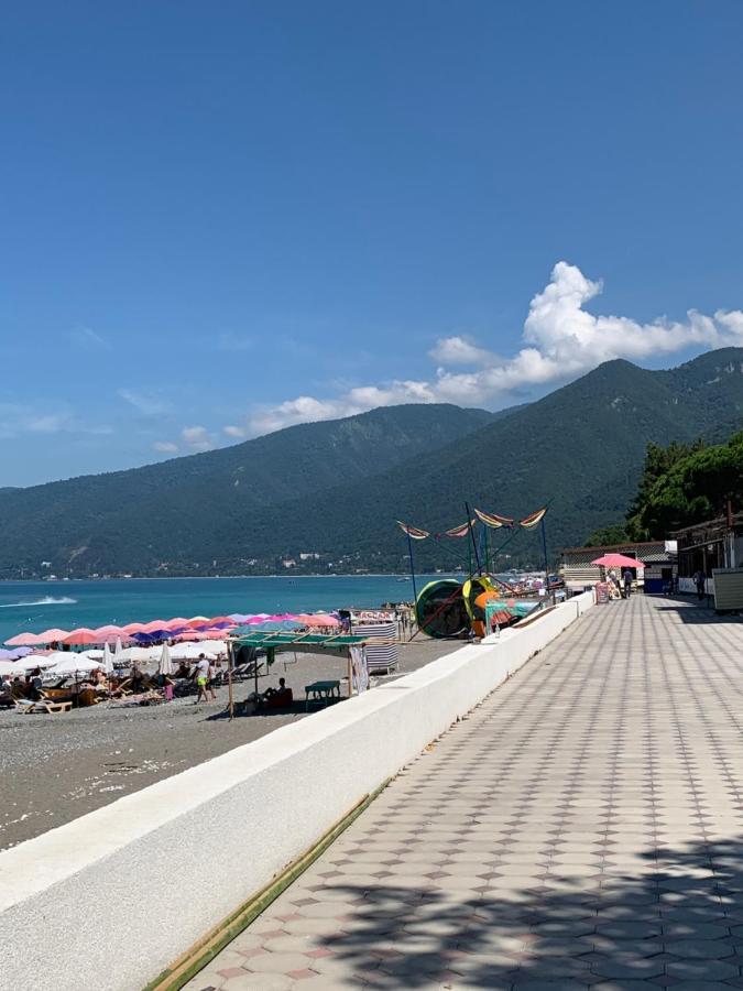 Мини-Отель New Gagra Extérieur photo