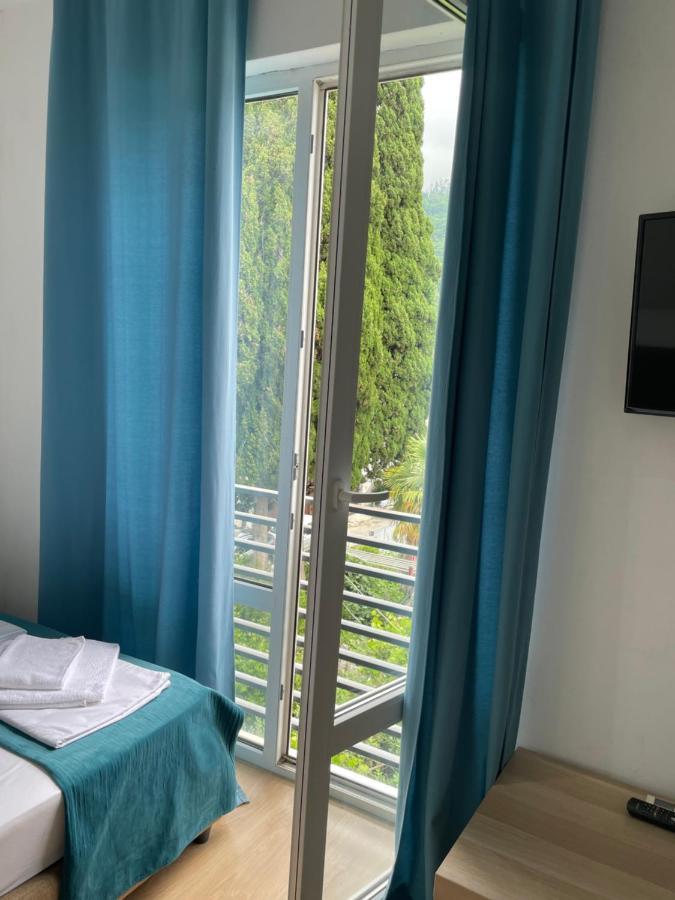 Мини-Отель New Gagra Extérieur photo